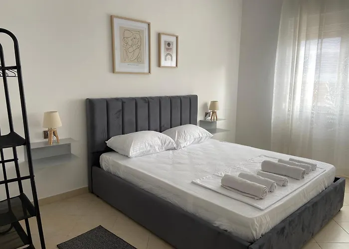Paradise Coast Apartments